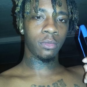 Meet your Posher, Smooch